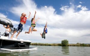 Family boating in Clay County